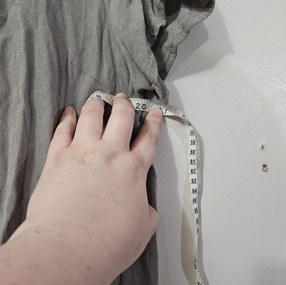 Janette Plus Gray Blouse With Keyhole Neck! - Picture 5 of 6